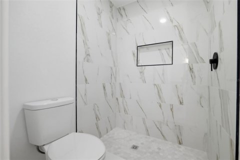 Villa ou maison à vendre à Tampa, Floride: 4 chambres, 234.11 m2 № 2427386 - photo 26