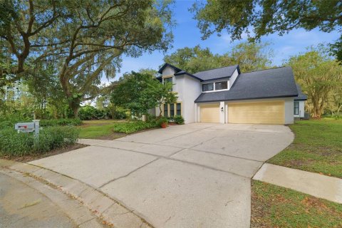 Villa ou maison à vendre à Tampa, Floride: 4 chambres, 234.11 m2 № 2427386 - photo 5