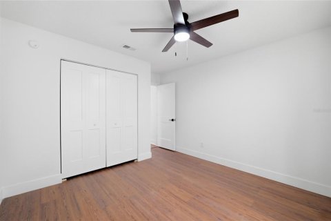 Villa ou maison à vendre à Tampa, Floride: 4 chambres, 234.11 m2 № 2427386 - photo 24