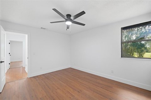 Villa ou maison à vendre à Tampa, Floride: 4 chambres, 234.11 m2 № 2427386 - photo 27
