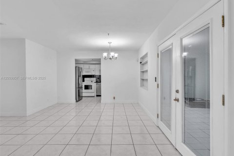 Casa en venta en Fort Lauderdale, Florida, 3 dormitorios, 137.96 m2 № 2075052 - foto 4