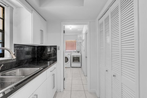 Casa en venta en Fort Lauderdale, Florida, 3 dormitorios, 137.96 m2 № 2075052 - foto 23