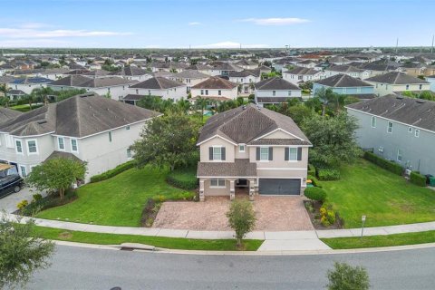 House in Kissimmee, Florida 8 bedrooms, 335.56 sq.m. № 2215696 - photo 13