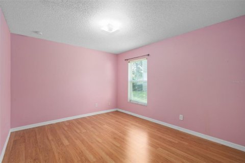 House in Winter Garden, Florida 5 bedrooms, 291.25 sq.m. № 1797442 - photo 17