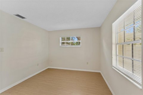 Apartamento en alquiler en Mount Dora, Florida, 2 dormitorios, 110.09 m2 № 1914769 - foto 17