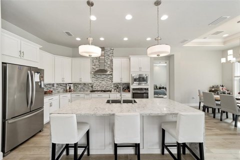 House in Gainesville, Florida 3 bedrooms, 197.6 sq.m. № 2100759 - photo 24