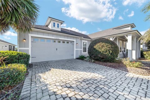 House in Gainesville, Florida 3 bedrooms, 197.6 sq.m. № 2100759 - photo 9