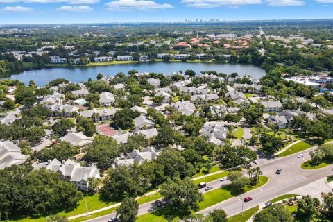 Condo in Orlando, Florida, 2 bedrooms  № 1852594 - photo 24