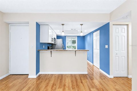 Copropriété à louer à Oldsmar, Floride: 2 chambres, 97.92 m2 № 2409798 - photo 2