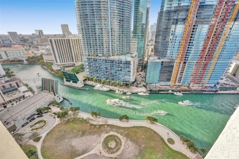 Condominio en alquiler en Miami, Florida, 55.56 m2 № 1955773 - foto 17