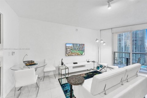 Condominio en alquiler en Miami, Florida, 55.56 m2 № 1955773 - foto 3