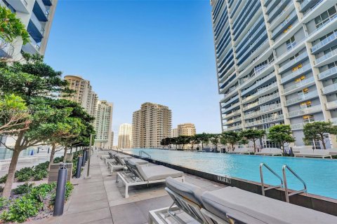 Condominio en alquiler en Miami, Florida, 55.56 m2 № 1955773 - foto 19