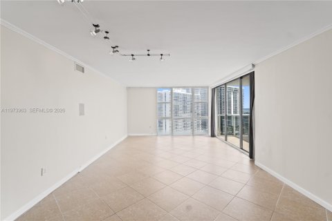 Снять в аренду кондоминиум в Авентура, Флорида 2 спальни, 106.09м2, № 2046079 - фото 8