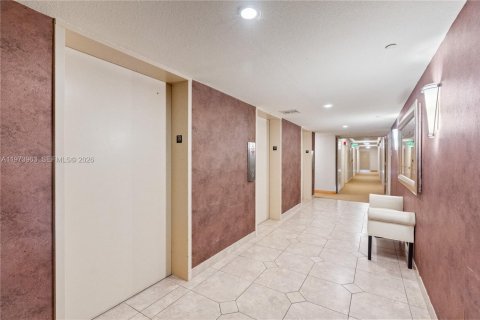 Снять в аренду кондоминиум в Авентура, Флорида 2 спальни, 106.09м2, № 2046079 - фото 18