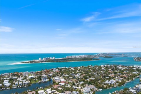 Villa ou maison à louer à Sarasota, Floride: 4 chambres, 231.98 m2 № 2150932 - photo 6