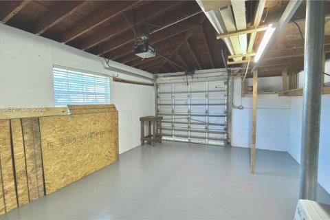 Снять в аренду виллу или дом в Мирамар, Флорида 3 спальни, 127.28м2, № 1989534 - фото 24