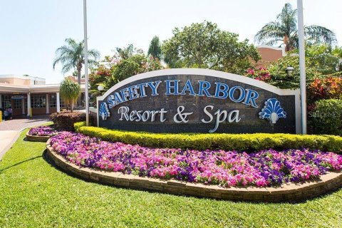 Villa ou maison à louer à Safety Harbor, Floride: 2 chambres, 98.01 m2 № 2156022 - photo 8