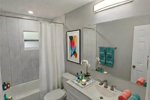 Villa ou maison à louer à Safety Harbor, Floride: 2 chambres, 98.01 m2 № 2156022 - photo 6