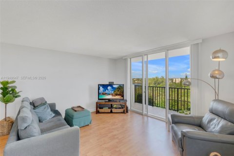 Купить кондоминиум в Бока-Ратон, Флорида 2 спальни, 100.15м2, № 2005480 - фото 13