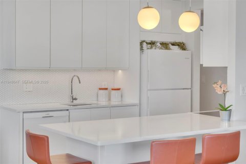 Купить кондоминиум в Бока-Ратон, Флорида 2 спальни, 100.15м2, № 2005480 - фото 8