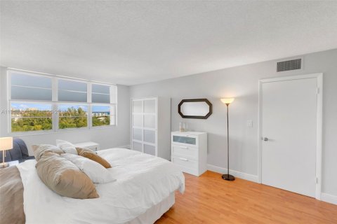 Купить кондоминиум в Бока-Ратон, Флорида 2 спальни, 100.15м2, № 2005480 - фото 23