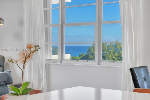 Купить кондоминиум в Бока-Ратон, Флорида 2 спальни, 100.15м2, № 2005480 - фото 25