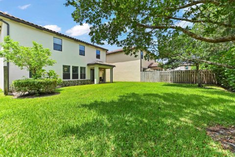 House in Lake Worth, Florida 4 bedrooms, 211.54 sq.m. № 2246663 - photo 26