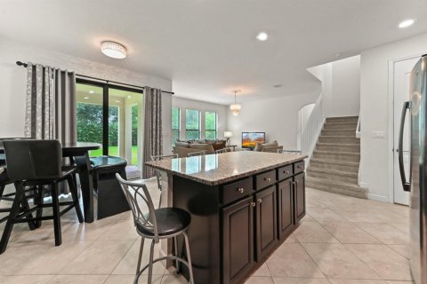 House in Lake Worth, Florida 4 bedrooms, 211.54 sq.m. № 2246663 - photo 8