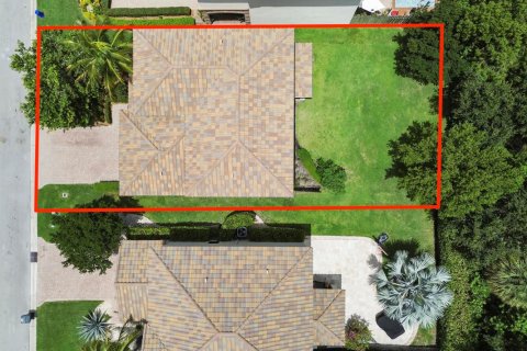 House in Lake Worth, Florida 4 bedrooms, 211.54 sq.m. № 2246663 - photo 28
