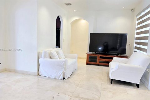 Casa en venta en Homestead, Florida, 3 dormitorios, 166.02 m2 № 1697349 - foto 8
