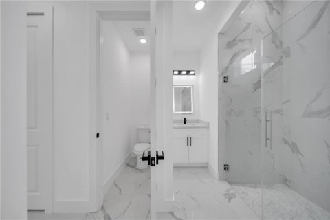 Casa en venta en Lehigh Acres, Florida, 3 dormitorios, 154.78 m2 № 1849766 - foto 11