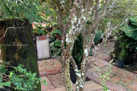 Купить виллу или дом в Майами, Флорида 4 спальни, 199м2, № 2034603 - фото 25