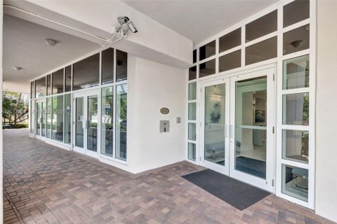 Condominio en venta en Fort Lauderdale, Florida, 2 dormitorios, 91.97 m2 № 2336650 - foto 4