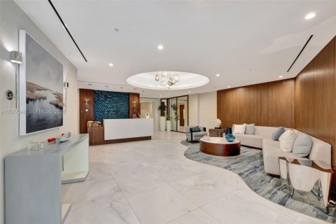 Condominio en venta en Fort Lauderdale, Florida, 2 dormitorios, 91.97 m2 № 2336650 - foto 5