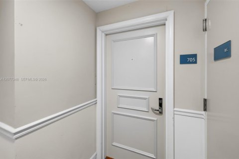 Condominio en venta en Fort Lauderdale, Florida, 2 dormitorios, 91.97 m2 № 2336650 - foto 9