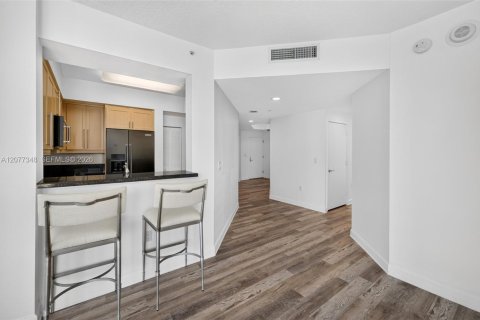 Condominio en venta en Fort Lauderdale, Florida, 2 dormitorios, 91.97 m2 № 2336650 - foto 13