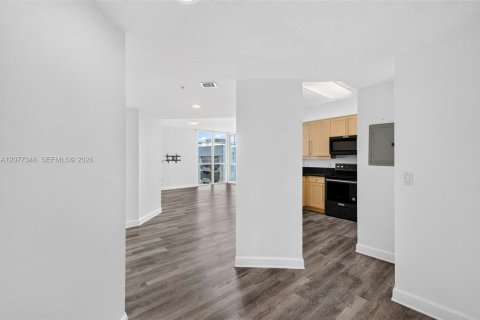 Condominio en venta en Fort Lauderdale, Florida, 2 dormitorios, 91.97 m2 № 2336650 - foto 10