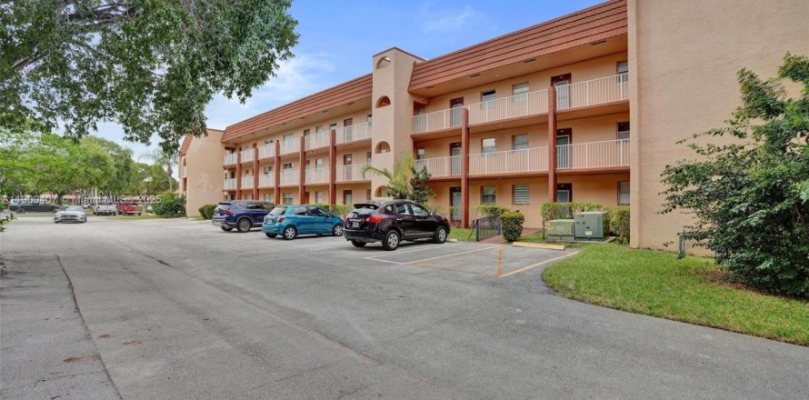Condo in Sunrise, Florida, 1 bedroom  № 2015975