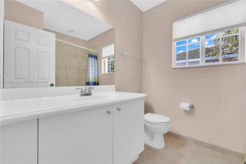 Townhouse in Homestead, Florida 3 bedrooms, 171.87 sq.m. № 2152779 - photo 28