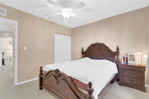 Townhouse in Homestead, Florida 3 bedrooms, 171.87 sq.m. № 2152779 - photo 22