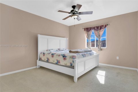 Townhouse in Homestead, Florida 3 bedrooms, 171.87 sq.m. № 2152779 - photo 25
