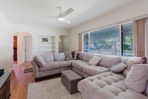Casa en venta en Clearwater, Florida, 2 dormitorios, 106.56 m2 № 1737115 - foto 7