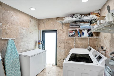 Купить виллу или дом в Санрайз, Флорида 4 спальни, № 1963588 - фото 14