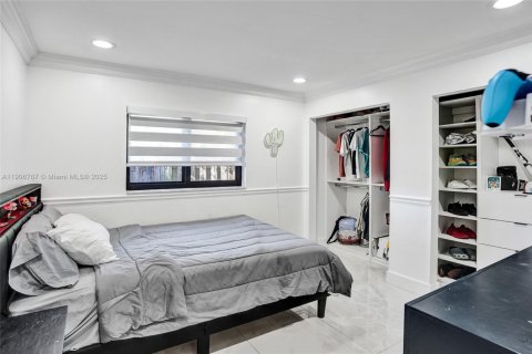 Купить виллу или дом в Санрайз, Флорида 4 спальни, № 1963588 - фото 28