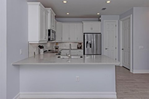 House in Venice, Florida 2 bedrooms, 138.98 sq.m. № 2418393 - photo 6