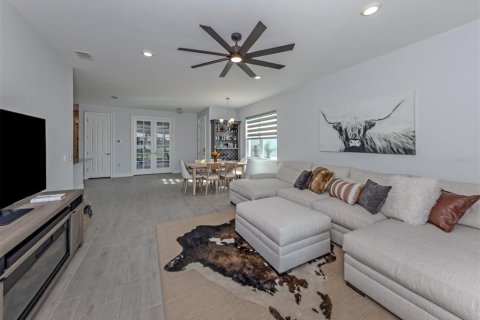 House in Venice, Florida 2 bedrooms, 138.98 sq.m. № 2418393 - photo 9