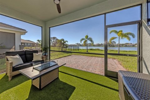 House in Venice, Florida 2 bedrooms, 138.98 sq.m. № 2418393 - photo 19