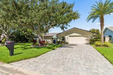 House in Safety Harbor, Florida 2 bedrooms, 156.91 sq.m. № 2200625 - photo 7