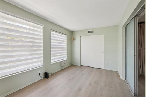 Copropriété à vendre à Clearwater, Floride: 1 chambre, 76.64 m2 № 2093008 - photo 10