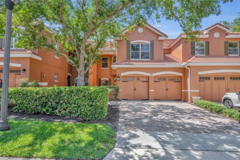 Townhouse in Orlando, Florida 3 bedrooms, 195.47 sq.m. № 1688298 - photo 1